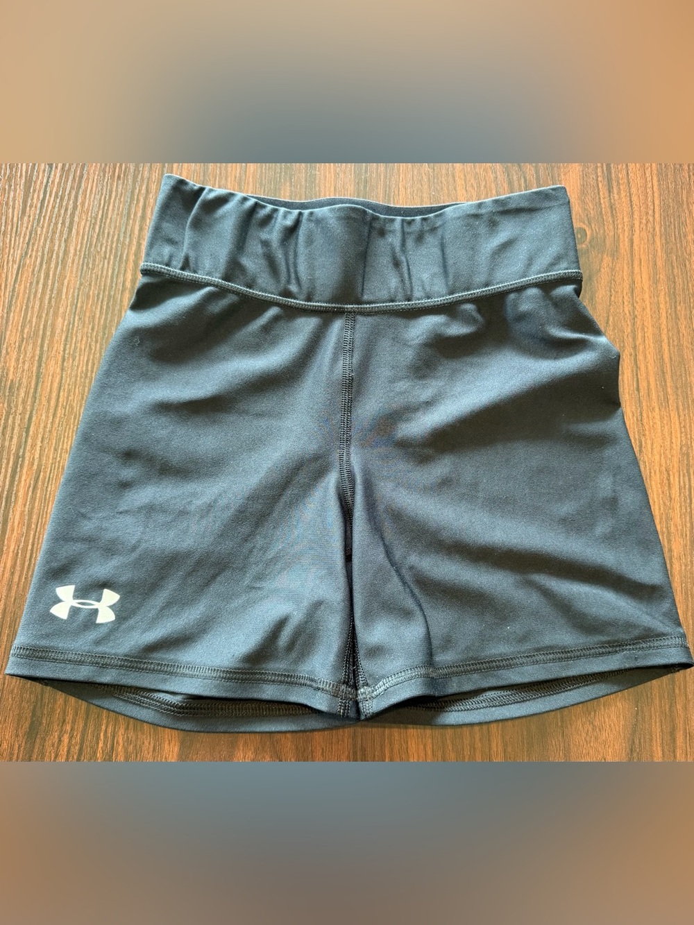 Under Armour Women’s Black HeatGear Compression Shorts Spandex Size Small